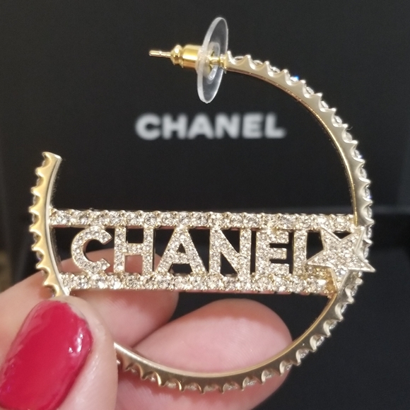 CHANEL Gold Plated.Hoop Earrings - Picture 3 of 17